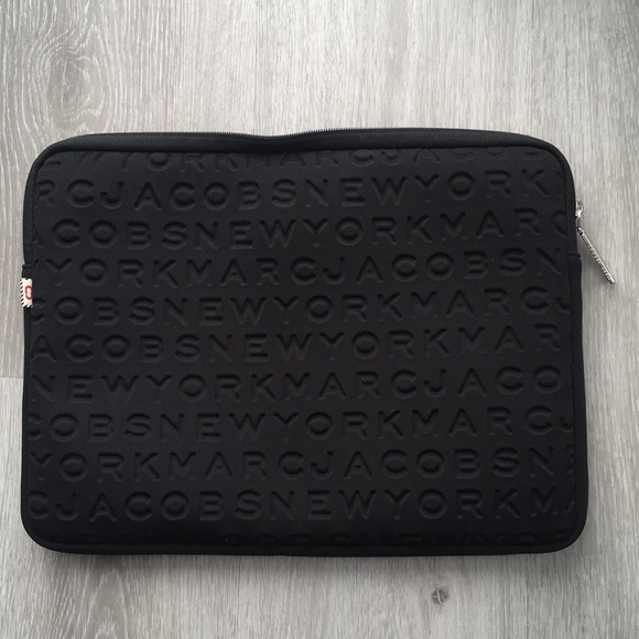 Marc Jacobs Laptop Pouch - Picture 2 of 5